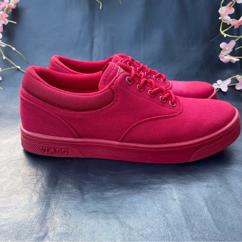 VLADO MILO SNEAKER COLOR RED SIZE 7.5 MENS